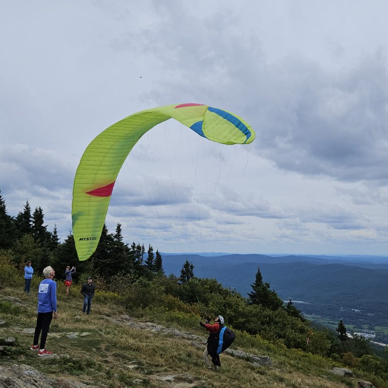 GLIDER LIFTOFF